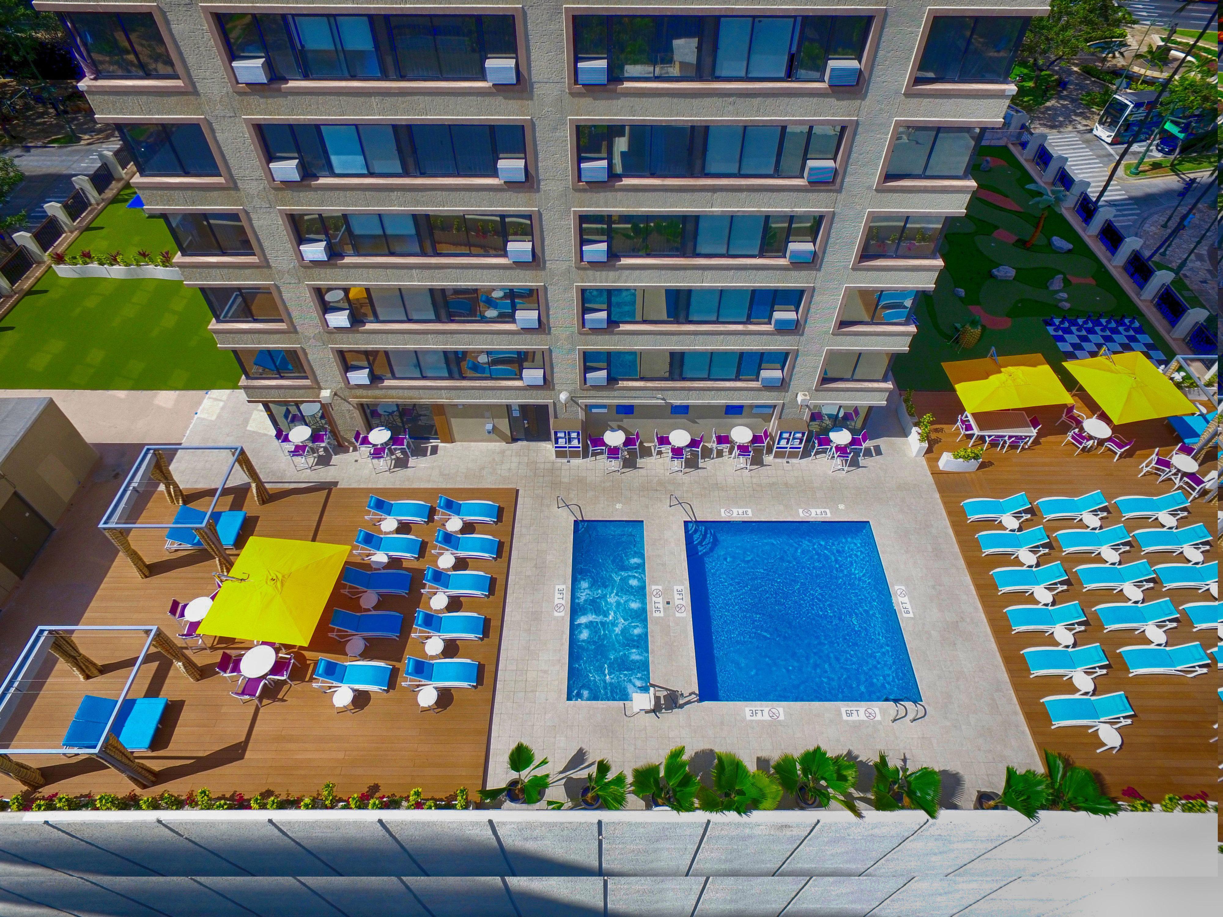 Holiday Inn Express Waikiki By Ihg Honolulu Ngoại thất bức ảnh