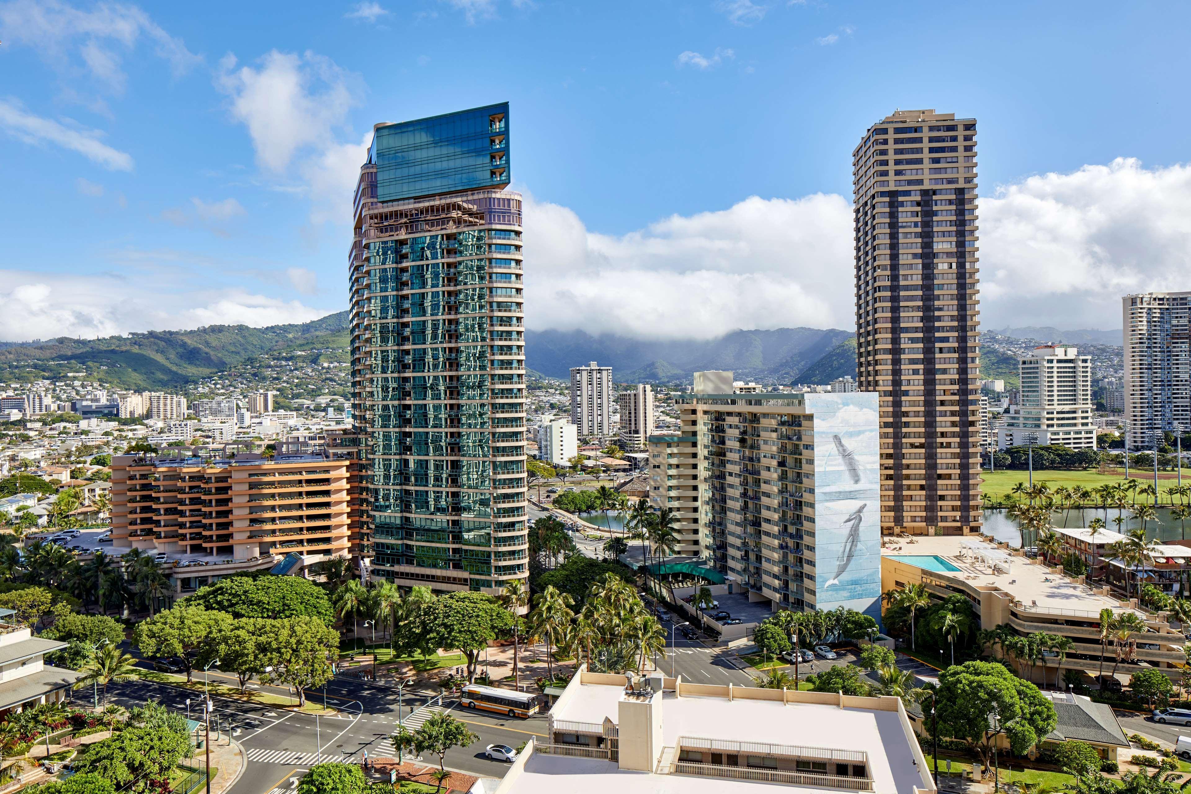 Holiday Inn Express Waikiki By Ihg Honolulu Ngoại thất bức ảnh
