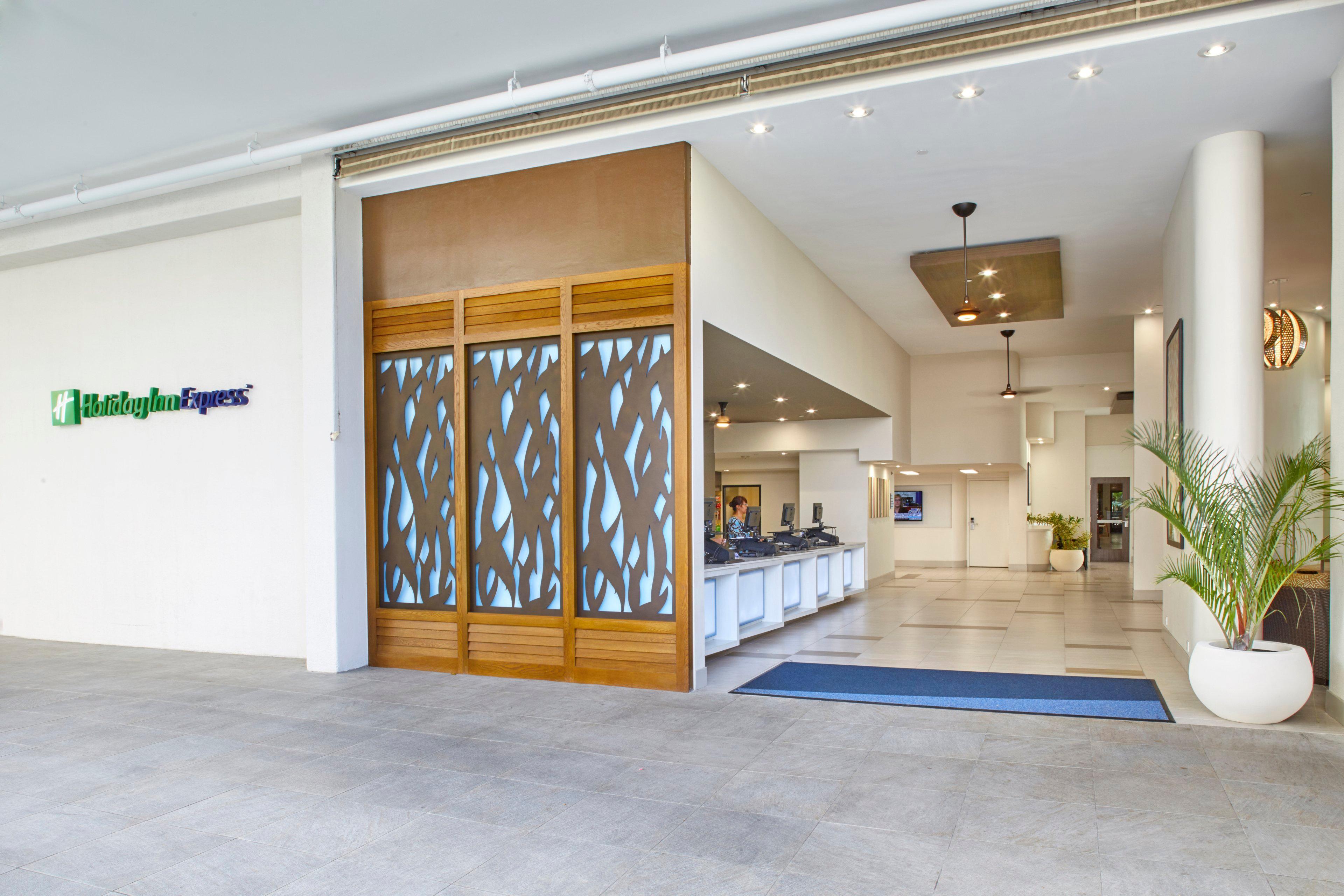 Holiday Inn Express Waikiki By Ihg Honolulu Ngoại thất bức ảnh