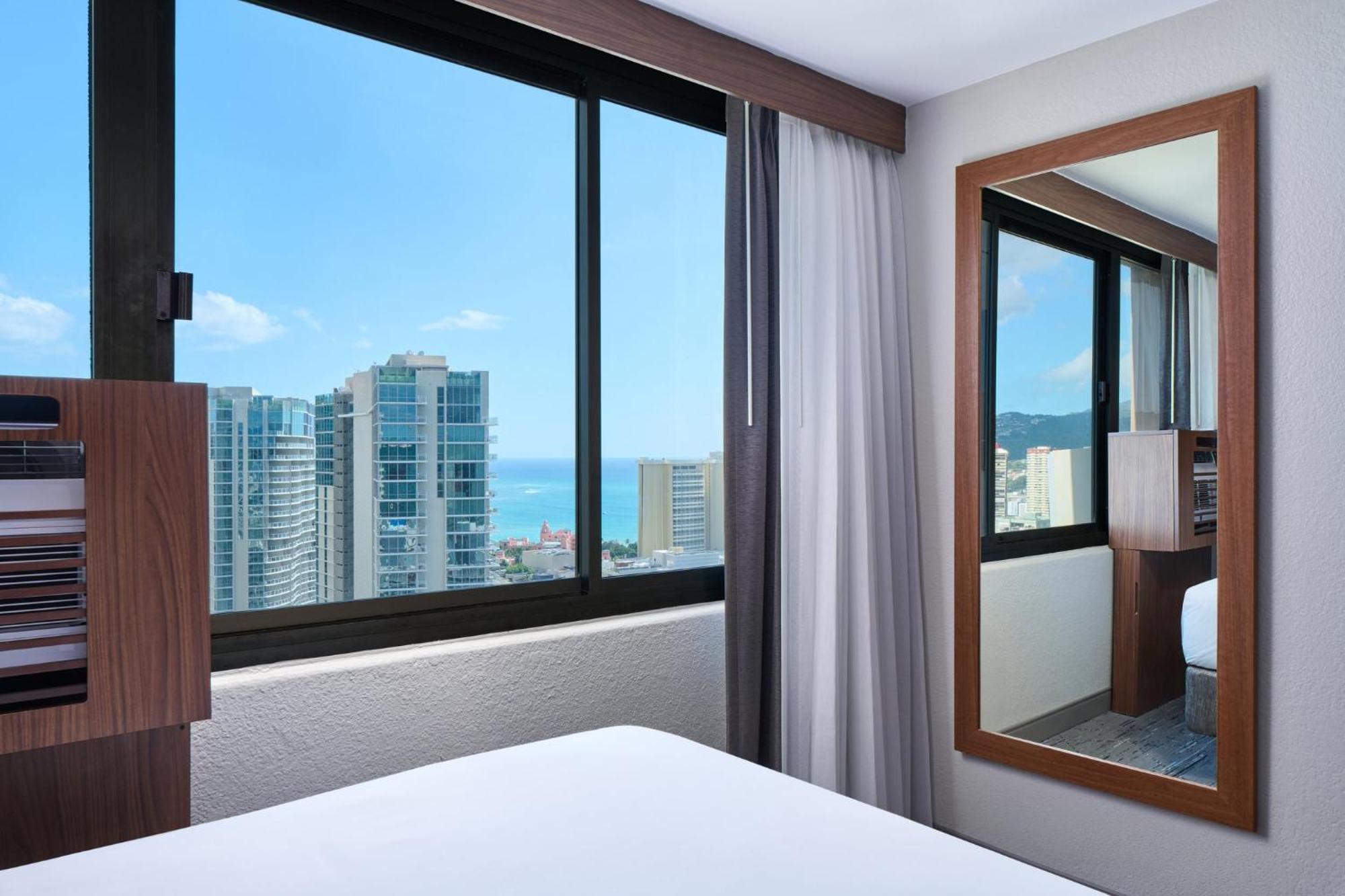 Holiday Inn Express Waikiki By Ihg Honolulu Ngoại thất bức ảnh